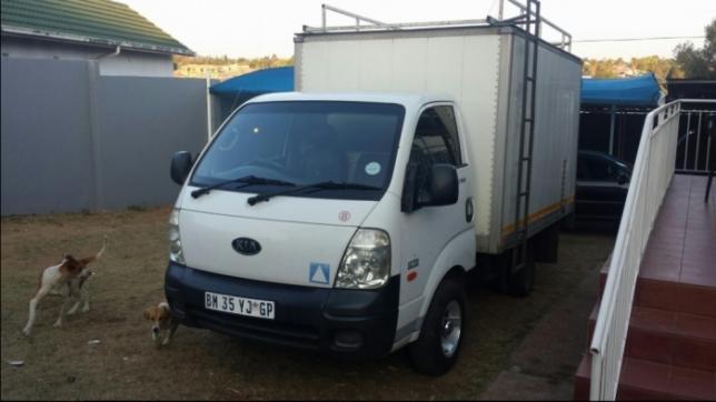 Quick sale Neat Powerfull KIA K2700 with all extras price reduced 74K