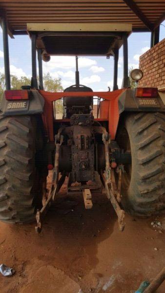 SAME 130 4 x 4 TRACTOR AND TUFFY SIDE MOUNT GRASS CUTTER