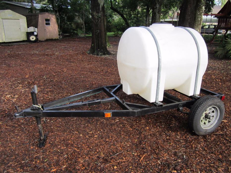 2.​5 m ​​x ​2​​.​0 ​​m​ water tank trailer with water tanks inclusive