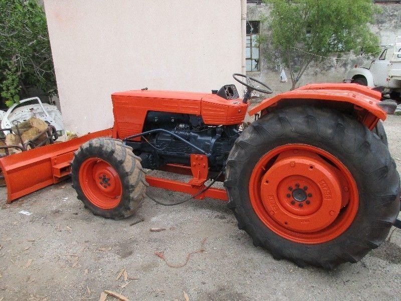 Same tractor 4 x 4