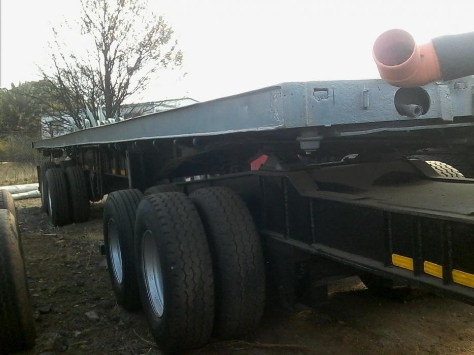 In Good Condition Flat deck trailers On Sale!!