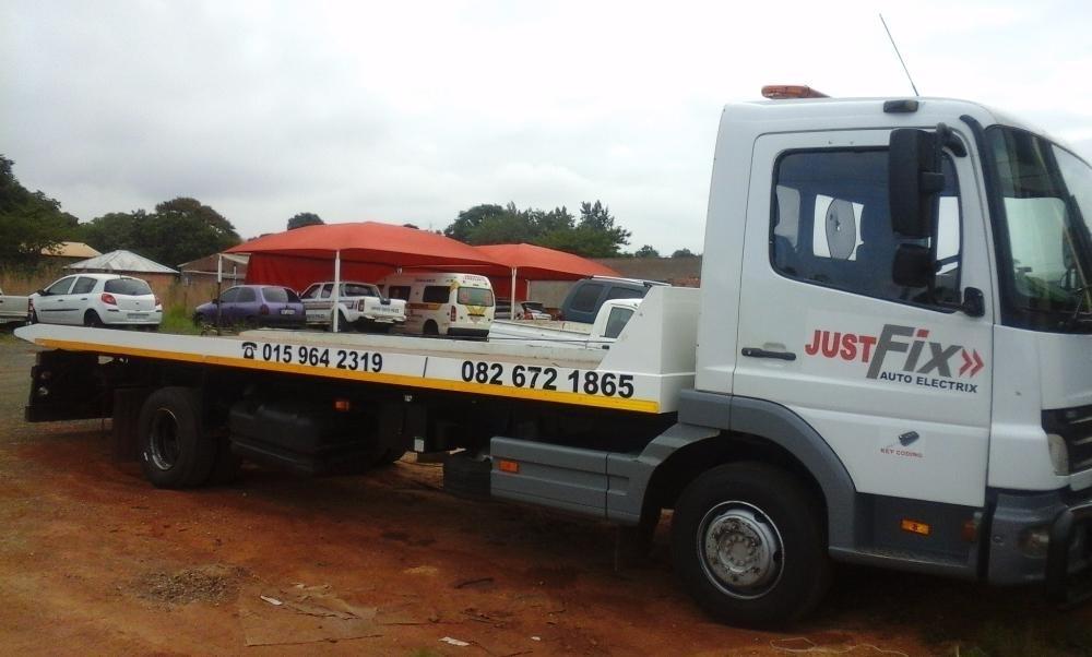 M. Benz Atego Towing Truck For Sale (STILL INTACT)