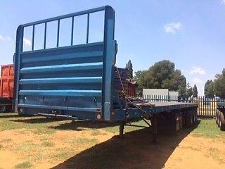Various used Tri Axle Trailers for sale