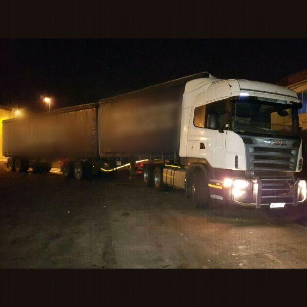 2010 Scania R500 with superlink tautliner trailers for sale