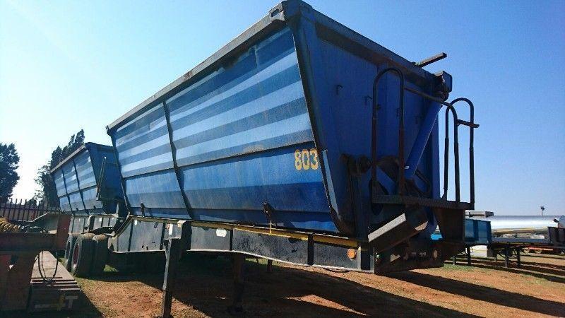 Various used Side Tippers for sale