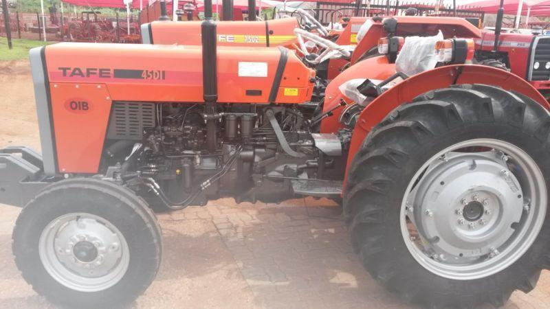 Tafe 4DI 2/4WD Tractor
