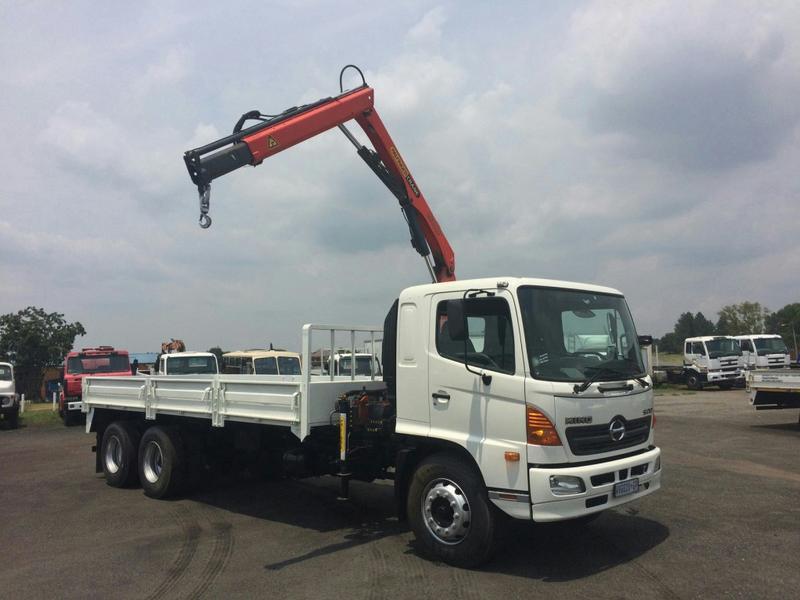 HINO 500 SERIES 15-258 7m dropside, With PK6500 Crane, Double Diff