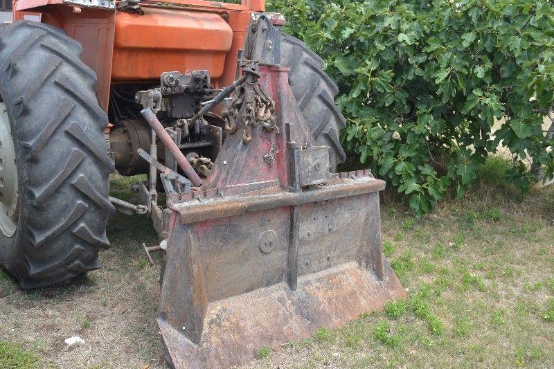 1983 Fiat 880 DT tractor