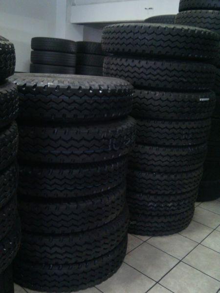 Sale on 1100X20 New Retreads truck tyres in