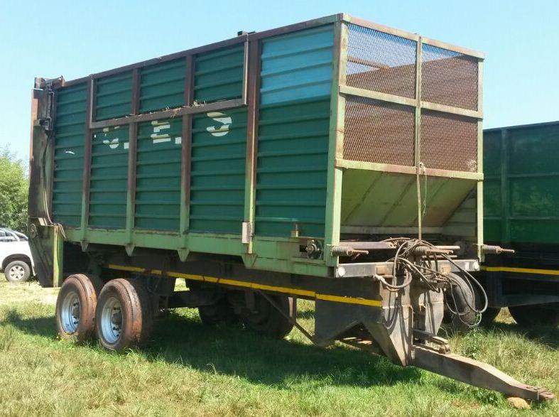 China Engineering 40m3 silage trailer