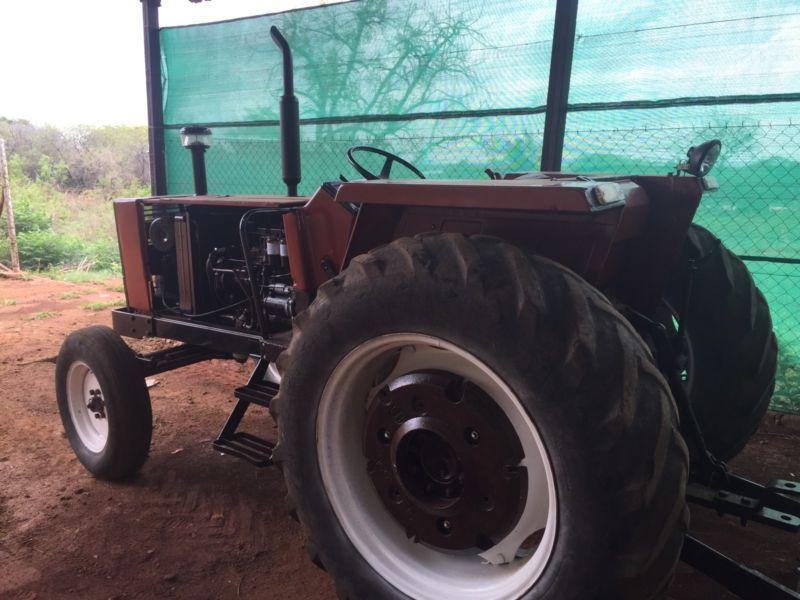 Fiat/Vetsak 680 tractor for sale