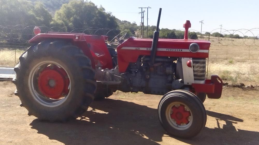 MF 188 Tractor
