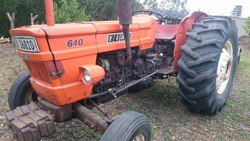 Fiat 640 Tractor, good condition, with powerstering