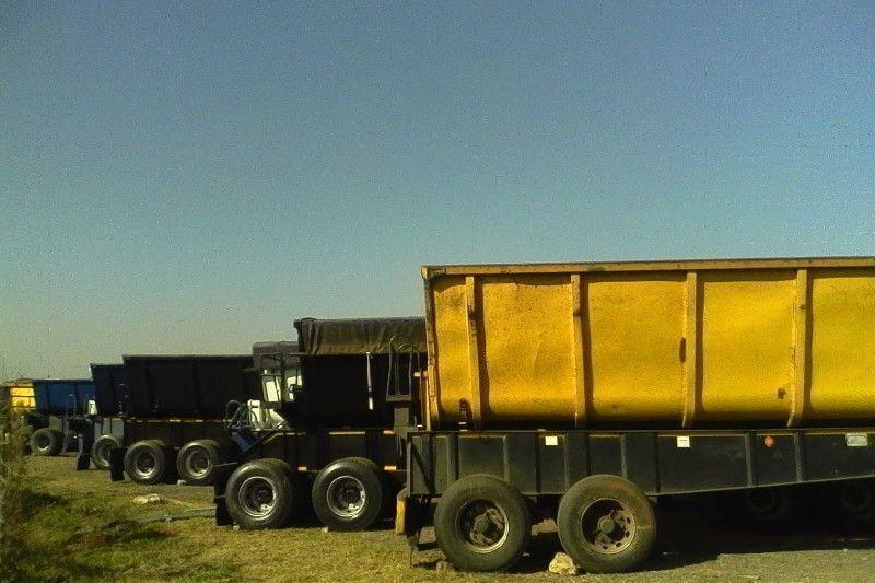 neat from a company called eddis side tipper trailers for sale