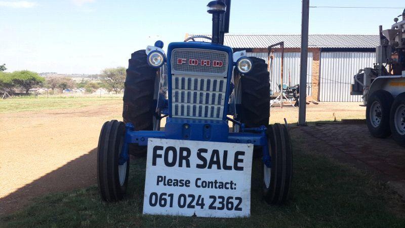 Beautifully restored Ford 4000 56hp tractor for sale
