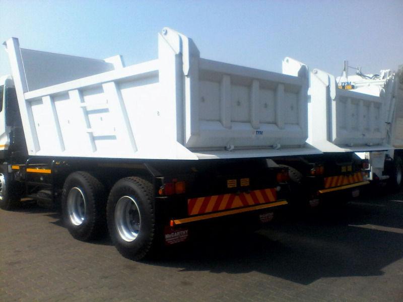TIPPER BINS AND WATER TANKERS MANUFACTURING AND HYDRAULICS INSTALLATIONS AT LOWEST PRICE!!!!!!!