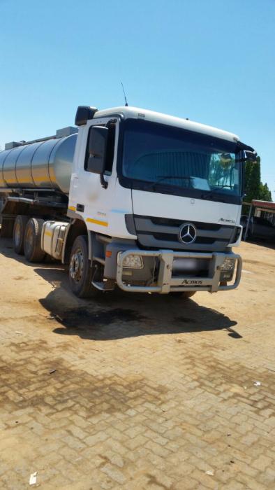 Mercedes Benz Actros 3344 Truck Tractor (2013 Model) 3 Units Available