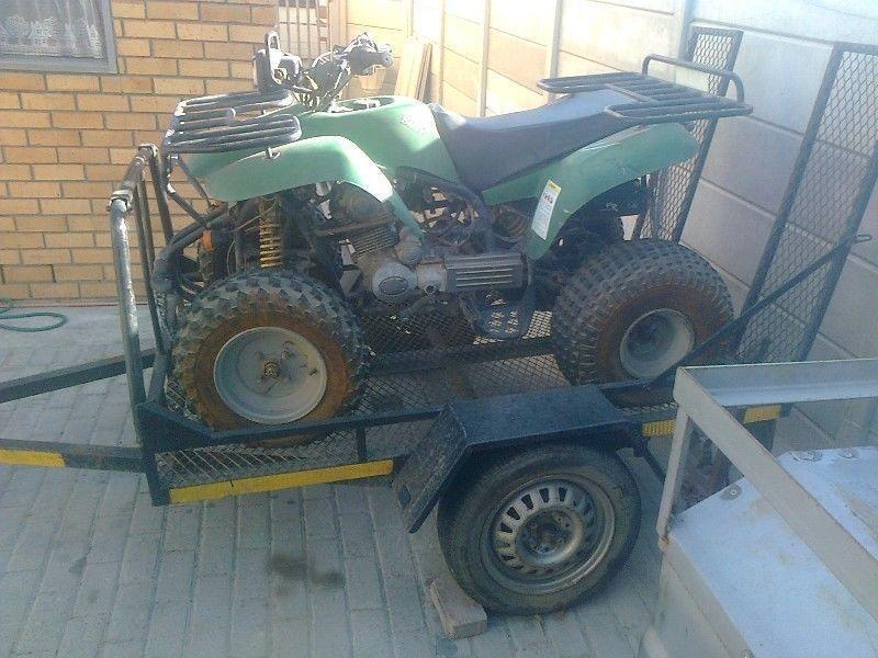 250 Farm Quad manual with reverse on trailer with papers and license