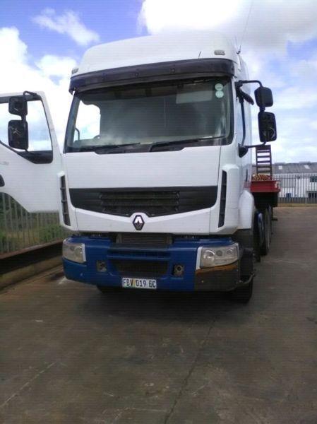 Renault 440 dxi 2009 horse