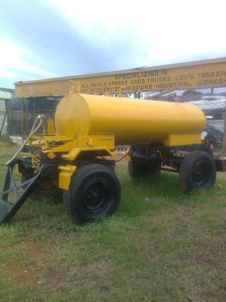 4000L water bowser draw bar trailer