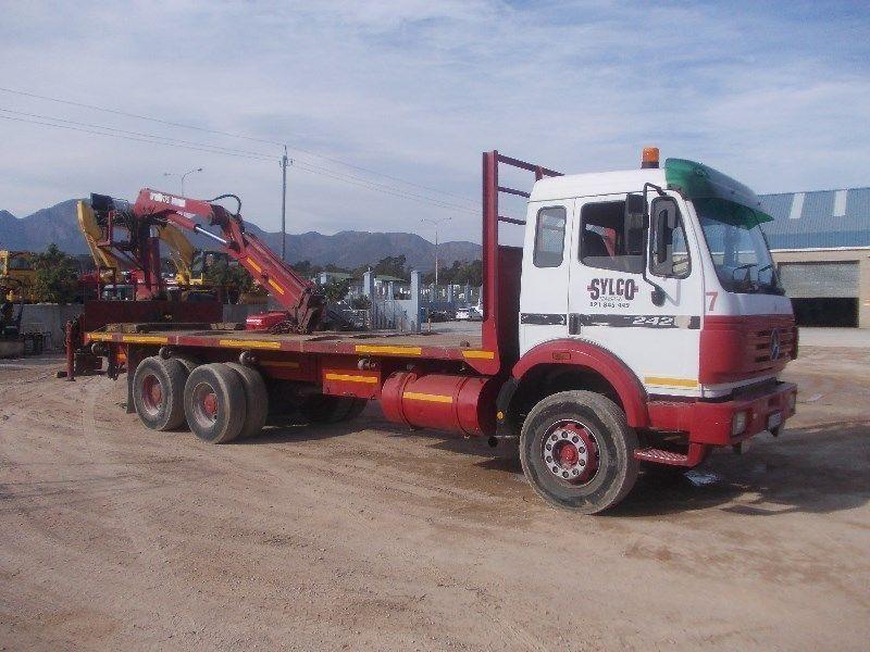 Mercedes Benz 2426 Powerliner with Hiab 175 crane