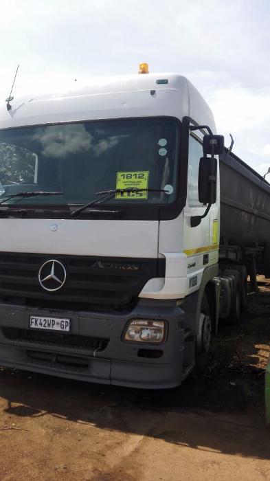 2004 Merc Benz and 2006 side tipper trailer for sale