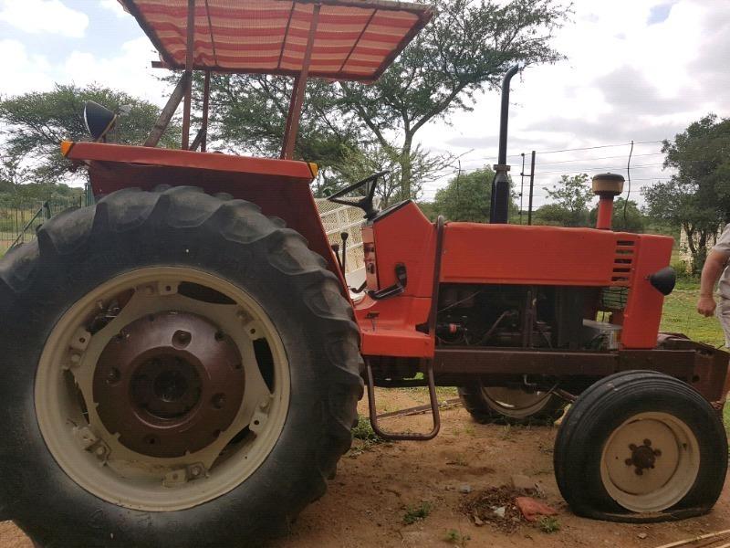 Fiat 680 tractor