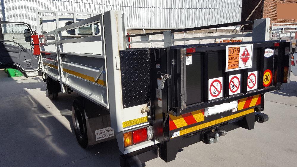 Tommy Gate Hydraulic Tail Lift FOR SALE!!!