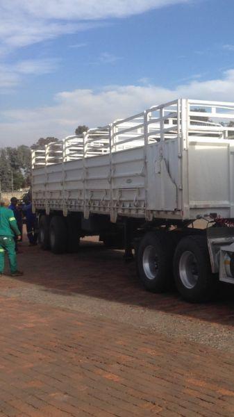 Double axel cattle/grain trailer