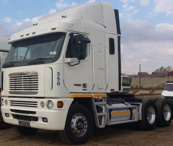 Freightliner truck priced to clear