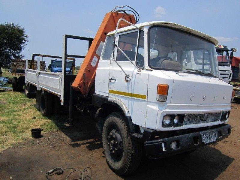Hino Truck with Crane