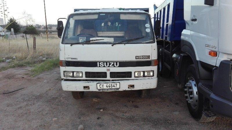 1990 Isuzu truck