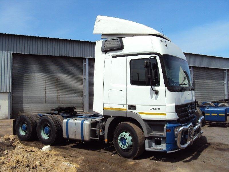 2009 Mercedes Benz 2650 Truck Tractor: