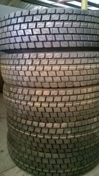 Superior quality Truck Tyres (315/80R22.5, 385, 12R22.5, 11R22.5, 9R20, 10R20, 11R20, 7.50R16)