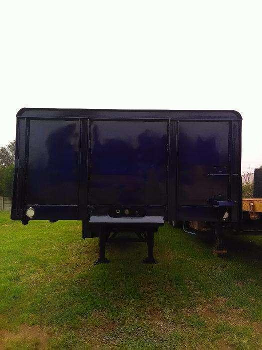 Hendred Tri-Axle trailer 12m
