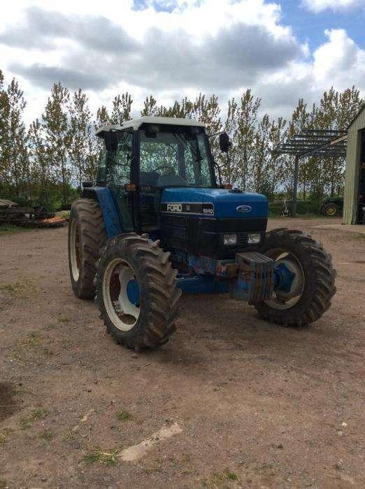 Used 8240 new Holland tractor for sale