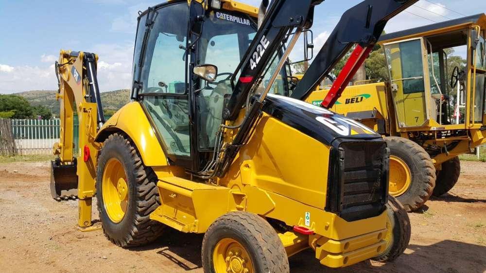 CAT 422E 4x2 TLB in good running condition