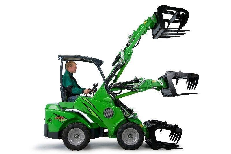 Avant 420 –Mini articulated digger/tractor/excavator/trencher/forklift/front end loader