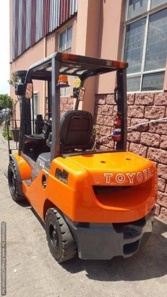 LATEST MODEL 3 TON TOYOTA 8 SERIES FORKLIFT FOR SALE