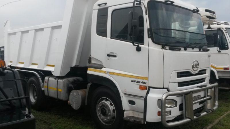 QUALITY TRUCKS AND TRAILERS