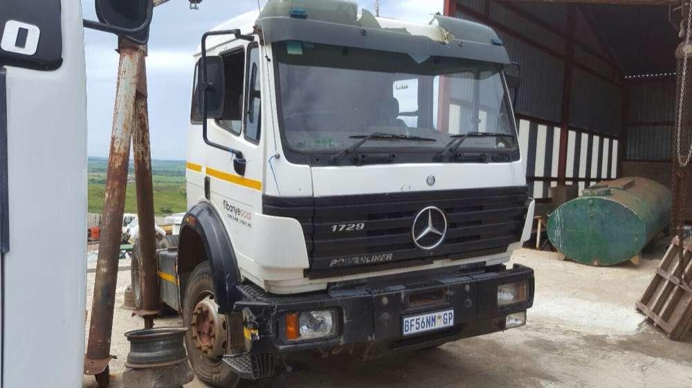Mercedes-Benz Powerliner 1729 truck tractor 4x2