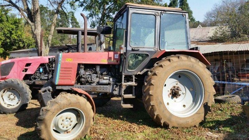 Tractor - Belarus 952
