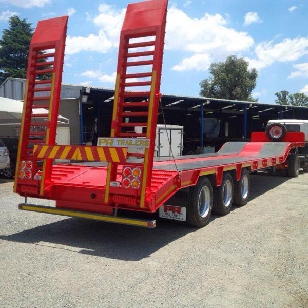 New PR trailers tri axle step deck low bed trailers