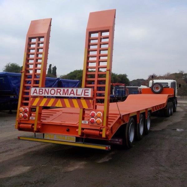 New PR trailers tri axle step deck low bed trailers