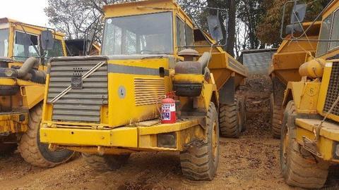 Volvo A 20 C 6 x 6 Dumpers