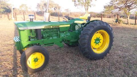 John Deere 1020 Tractor