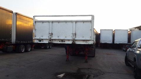 2013 Sa truck superlink flat deck trailer