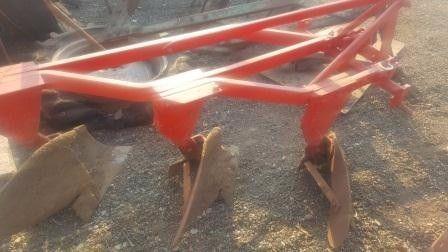 M/F 3 shear Plough for sale