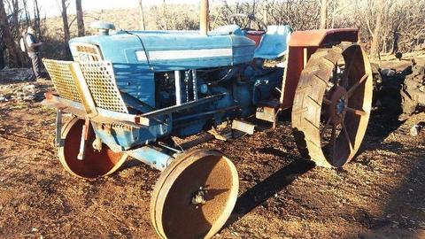Ford 7600 tractor as is