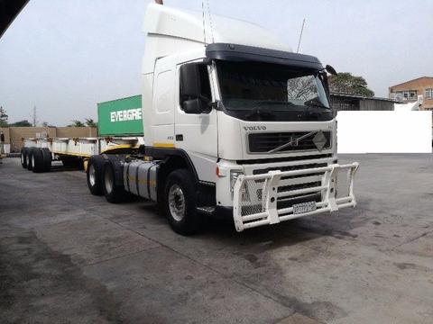 2007 Volvo FM 400 6 x 2 with bogie axle for sale with tri-axle trailer
